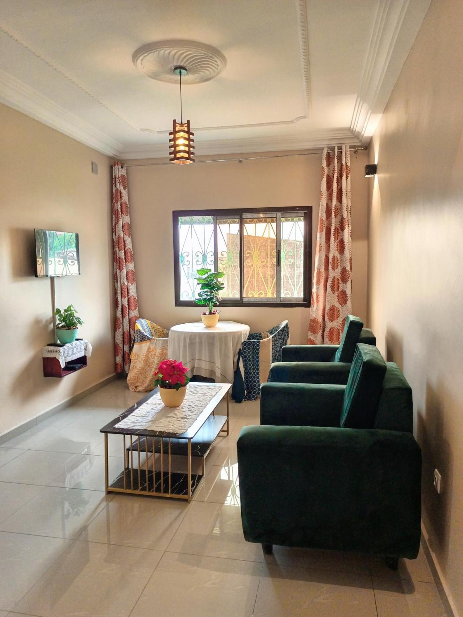 Residence Des 7 Collines ياوندي المظهر الخارجي الصورة