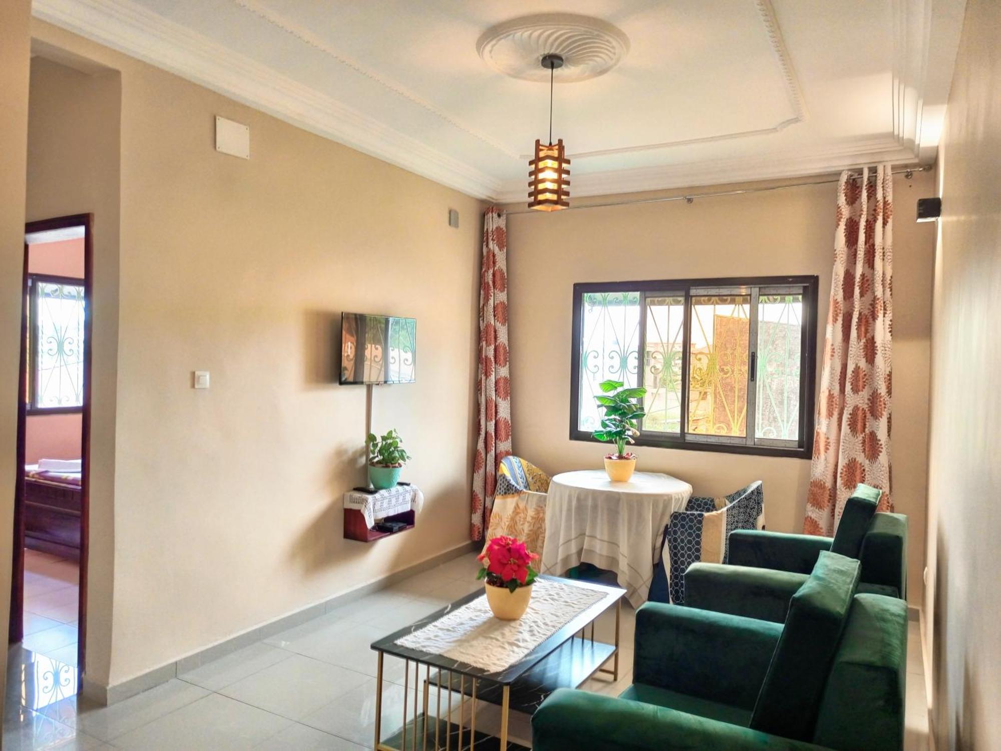 Residence Des 7 Collines ياوندي المظهر الخارجي الصورة