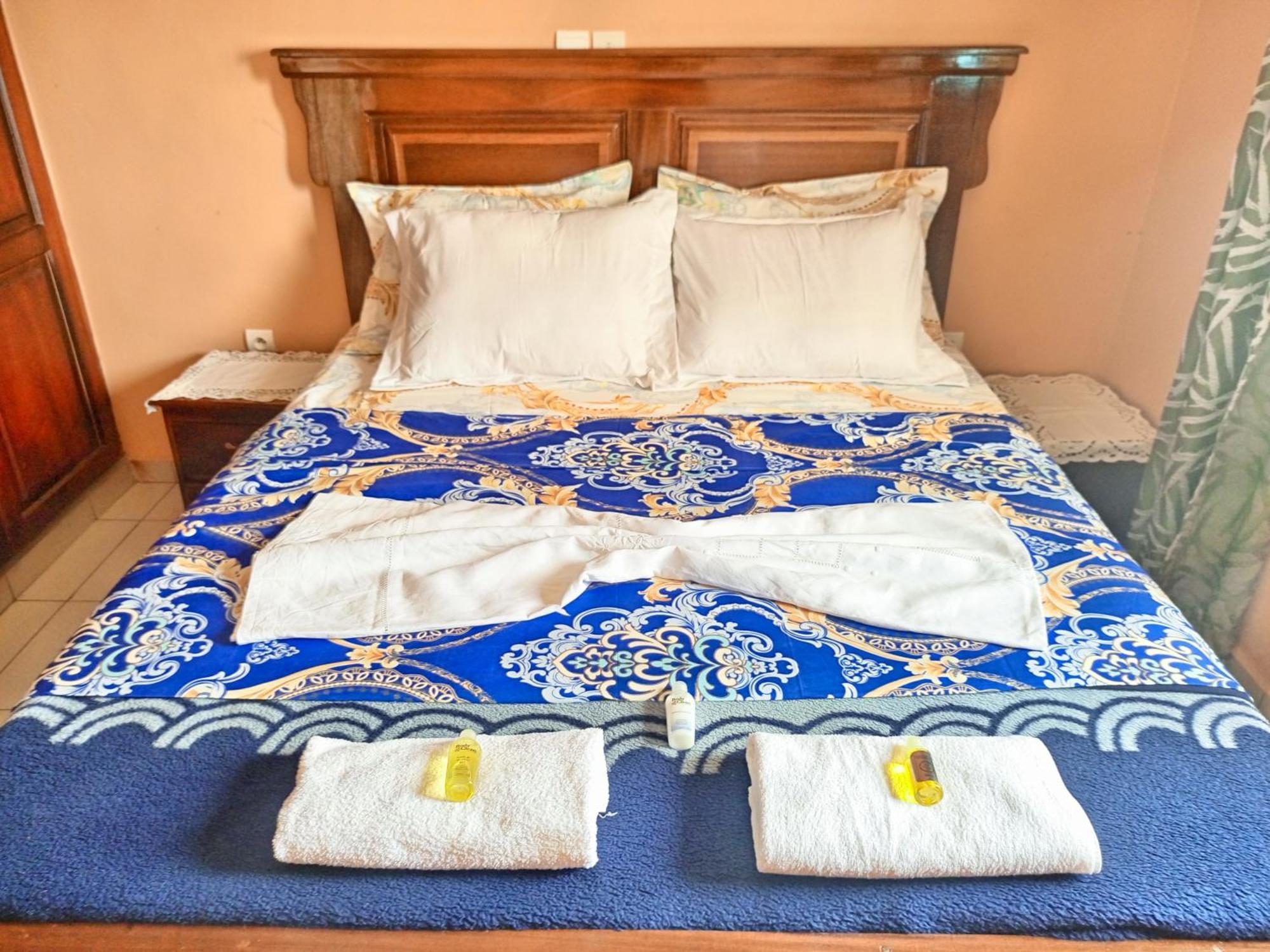 Residence Des 7 Collines ياوندي المظهر الخارجي الصورة
