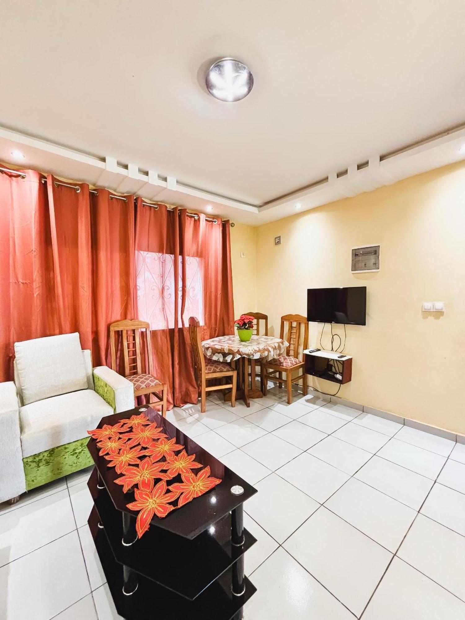 Residence Des 7 Collines ياوندي المظهر الخارجي الصورة
